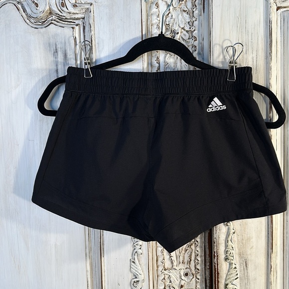 Curated Four Piece Workout Bundle - Picture 5 of 12